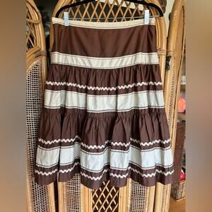 Brown and Cream Tiered Skirt - banana republic size 8 - spring 2006